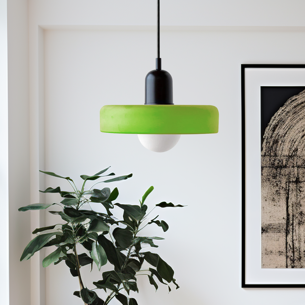 Ewerydays | Bauhaus-Pendelleuchte aus farbigem Glas