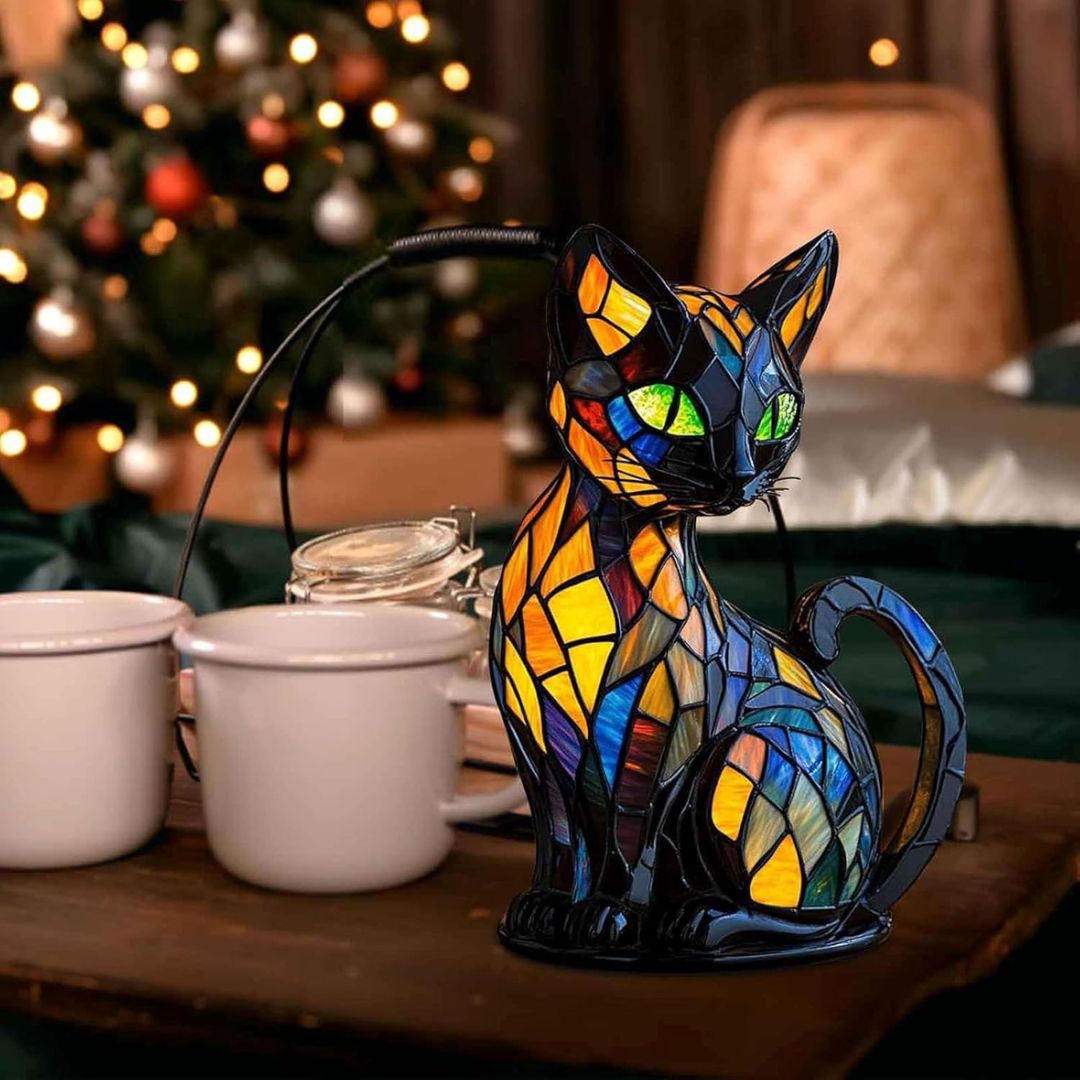 Ewerydays | Leuchtkatze – handgefertigte Lampe, die Herzen erstrahlen lässt