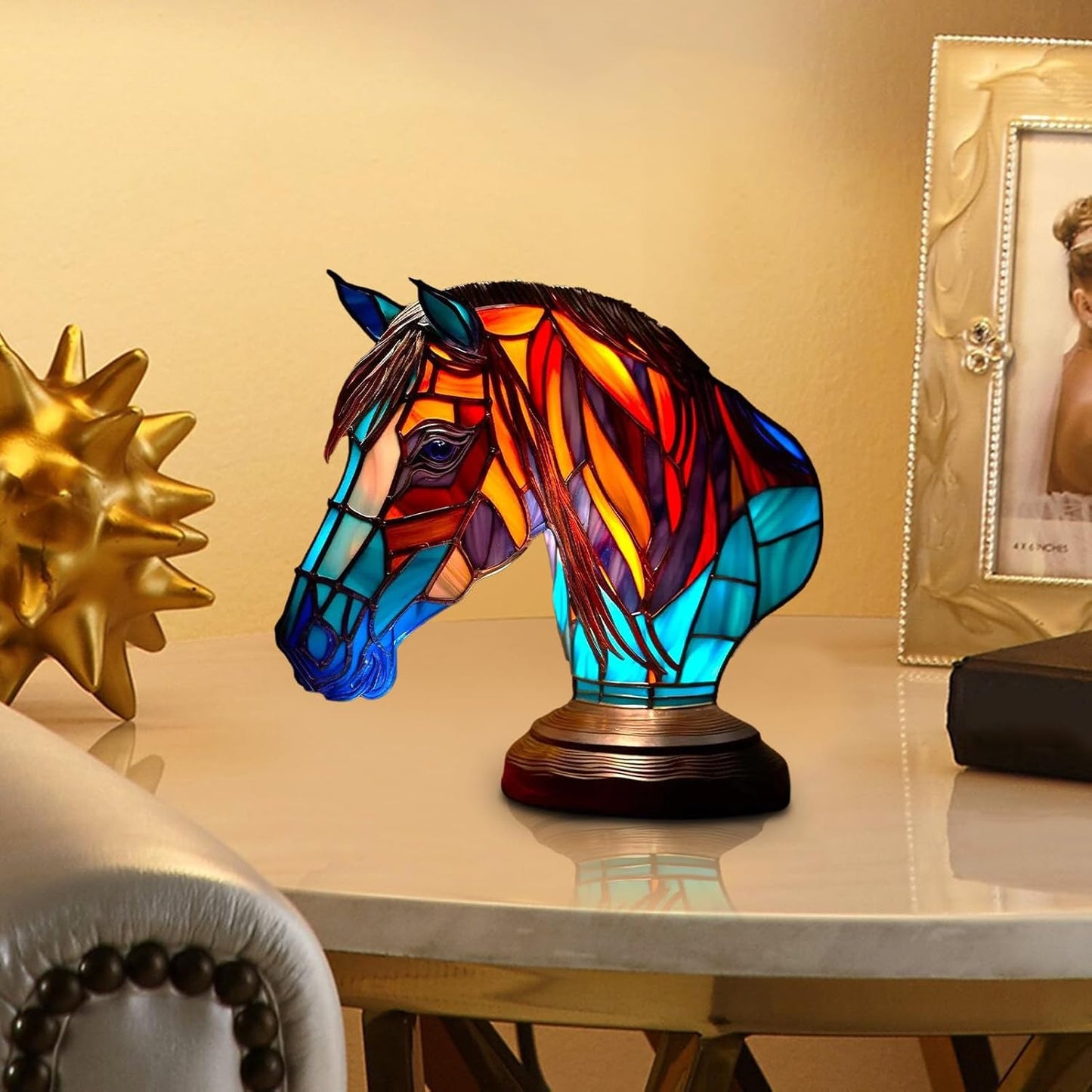 Ewerydays | LeuchtPferd - handgefertigte Lampe, die Herzen erstrahlen lässt