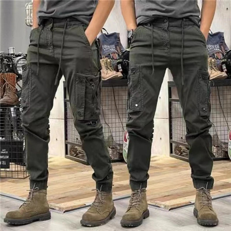 Ewerydays | Robust and stylish unisex tactical trousers