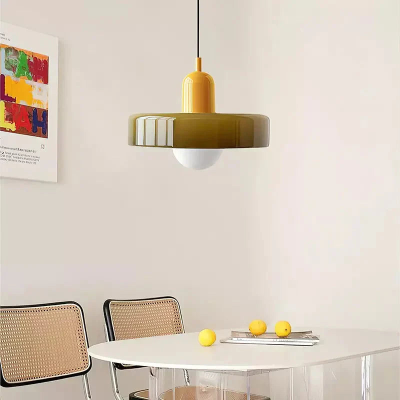 Ewerydays | Bauhaus-Pendelleuchte aus farbigem Glas