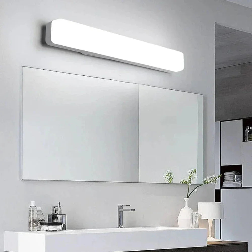 Ewerydays | ClearGlow - LED-Spiegelleuchte für das Badezimmer