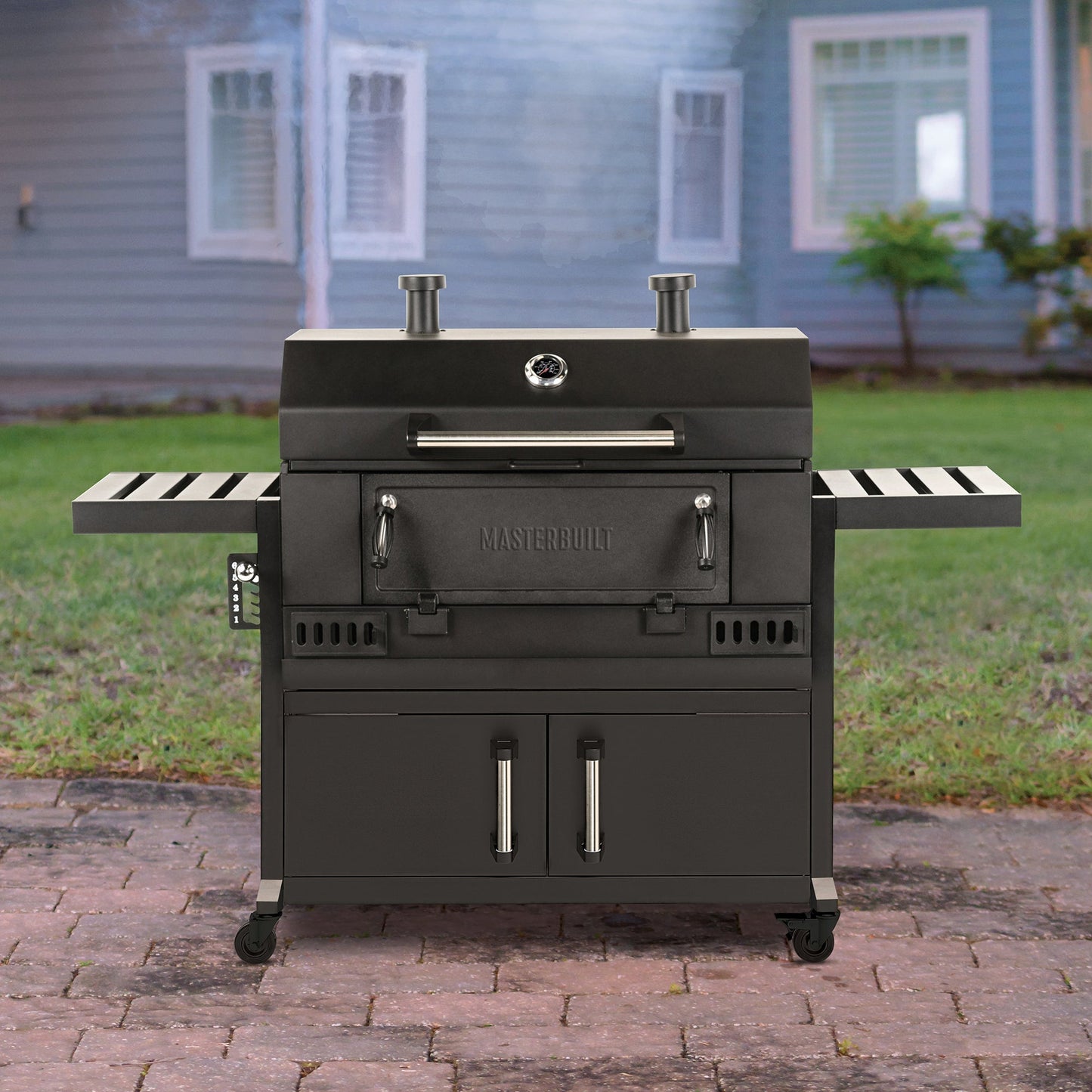 Masterbuilt 36-inch Charcoal Grill