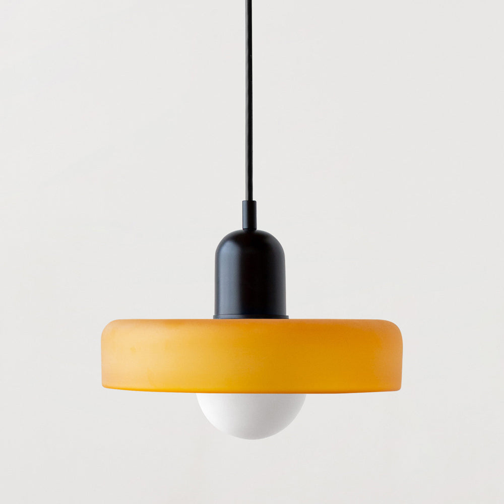 Ewerydays | Bauhaus-Pendelleuchte aus farbigem Glas