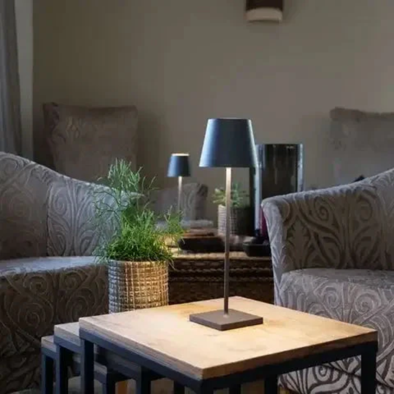 Ewerydays | LumiFlex – LED-Tischlampe kabellos dimmbar & wiederaufladbar – Zuhause & Büro