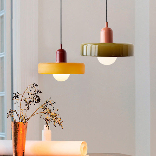 Ewerydays | Bauhaus-Pendelleuchte aus farbigem Glas
