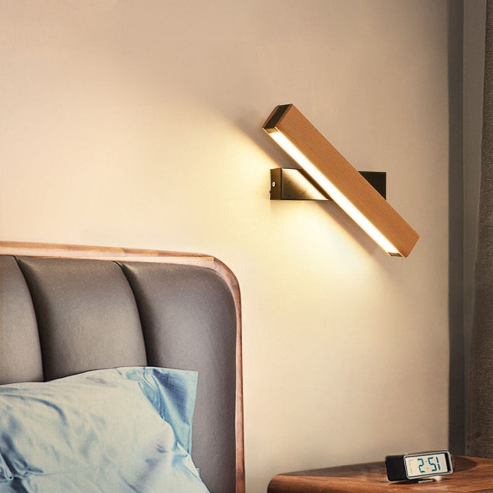 Ewerydays | Moderne LED-Wandlampe mit drehbarem Holzdesign – Energiesparend und verstellbar