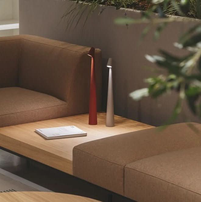 Ewerydays | Wiederaufladbare tragbare LED-Tischlampe