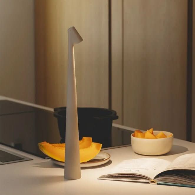 Ewerydays | Wiederaufladbare tragbare LED-Tischlampe